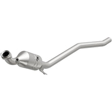 Load image into Gallery viewer, Magnaflow Conv DF 2006-2011 R350 3.5 L Underbody
