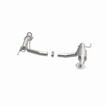 Load image into Gallery viewer, Magnaflow DF Converter 05-11 Toyota Tacoma 4.0L
