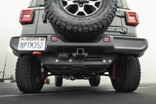 Load image into Gallery viewer, DV8 Offroad 20-22 Jeep Wrangler JL (3.0L Diesel) Rear Diff Skid Plate for Dana 44
