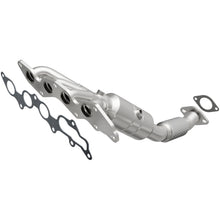 Load image into Gallery viewer, MagnaFlow Conv DF 08-09 Ford Focus 2.0L
