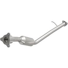 Load image into Gallery viewer, MagnaFlow Conv DF 2002 Saturn VUE 2.2L
