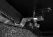 Load image into Gallery viewer, UnderCover 20-21 Jeep Gladiator 5ft Triad Bed Cover
