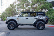Load image into Gallery viewer, DV8 Offroad 21-22 Ford Bronco FS-15 Series Rock Sliders
