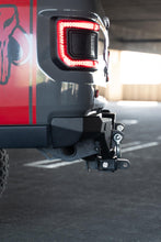 Load image into Gallery viewer, DV8 Offroad 20-23 Jeep Gladiator JT FS-15 Series Rear Bumper
