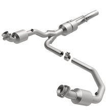 Load image into Gallery viewer, MagnaFlow Conv DF Dodge 01-02 Ram 1500/2500/3500 Van 5.9L
