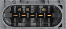 Load image into Gallery viewer, Bosch 2005 Volkswagen Jetta Hot-Film Air-Mass Meter

