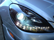 Load image into Gallery viewer, Spyder Mercedes Benz SLK 05-10 Projector Xenon/HID Model- DRL Blk PRO-YD-MBSLK05-HID-DRL-BK
