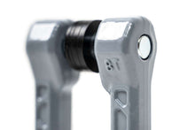 Load image into Gallery viewer, DV8 Offroad Elite Series D-Ring Shackles - Pair (Gray)
