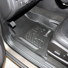 Load image into Gallery viewer, Westin 2015-2018 Chevrolet/GMC Colorado/Canyon Ext/Crew Cab Wade Sure-Fit Floor Liners Front - Black
