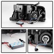 Load image into Gallery viewer, Spyder Ford F150 04-08 Projector Headlights Version 2 CCFL Halo LED Blk PRO-YD-FF15004-CCFL-G2-BK
