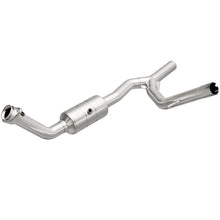 Load image into Gallery viewer, MagnaFlow Conv DF 07-08 Ford F-150 Pickup 5.4L P/S / 12/06-08 Lincoln Truck Mark LT 5.4L P/S

