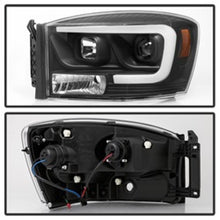 Load image into Gallery viewer, Spyder Dodge Ram 1500 06-08 V2 Projector Headlights - Light Bar DRL - Black (PRO-YD-DR06V2-LB-BK)
