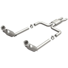 Load image into Gallery viewer, MagnaFlow Direct fit Catalytic Converter, Lincoln 03-06 8 3.9L; Y Pope Assy
