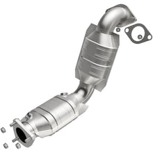 Load image into Gallery viewer, MagnaFlow Conv Direct Fit 02-04 Ford Focus L4-2.0L
