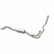 Load image into Gallery viewer, MagnaFlow Converter Direct Fit California Grade 00-01 Dodge Durango 5.9L
