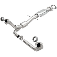 Load image into Gallery viewer, MagnaFlow Conv DF 00-04 Chevy S10 Pickup 4.3L 2WD A/T / 00-04 GMC Sonoma 4.3L 2WD A/T
