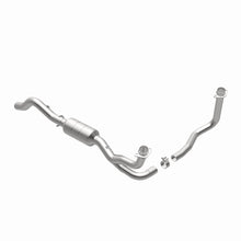 Load image into Gallery viewer, MagnaFlow Converter Direct Fit California Grade 00-01 Dodge Durango 5.9L
