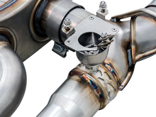 Load image into Gallery viewer, AWE Tuning BMW F8X M3/M4 Track Edition Catback Exhaust - Chrome Silver Tips
