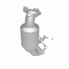 Load image into Gallery viewer, Magnaflow 14-16 Ram ProMaster 1500/2500/3500 V6 3.6L CARB Compliant DirectFit Catalytic Converter
