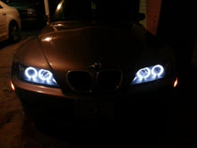 Load image into Gallery viewer, Spyder BMW Z3 96-02 Projector Headlights LED Halo Black High H1 Low H1 PRO-YD-BMWZ396-HL-BK
