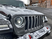Load image into Gallery viewer, Oracle Lighting 18-22 Jeep Wrangler JL / 20-22 Jeep Gladiator JT Oculus Bi-LED Projector Headlights
