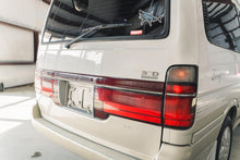 Load image into Gallery viewer, 1996 Toyota Hiace
