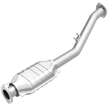 Load image into Gallery viewer, MagnaFlow Conv DF 95-98 Toyota T100 4WD 3.4L
