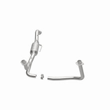 Load image into Gallery viewer, MagnaFlow Converter Direct Fit California Grade 00-01 Dodge Durango 5.9L
