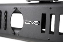 Load image into Gallery viewer, DV8 Offroad 18-23 Jeep Wrangler JL 4 Door Body/Pinch Weld Mounted Step
