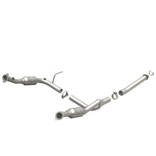 Load image into Gallery viewer, MagnaFlow Conv. DF 3/04-05 Ford Explorer 4.0L / 3/04-05 Mercury Mountaineer Y-Pipe Assembly
