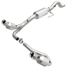 Load image into Gallery viewer, Magnaflow Conv DF 02-03 Dodge Durango 5.9L
