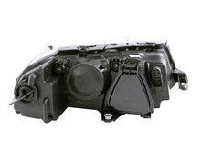 Load image into Gallery viewer, ANZO 2001-2005 Volkswagen Passat Projector Headlights w/ Halo Chrome
