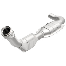 Load image into Gallery viewer, MagnaFlow Conv DF 99 F150 4.6L V8 D/S 2WD
