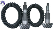 Load image into Gallery viewer, Yukon Gear High Performance Gear Set For Chrysler 8.75in w/42 Housing in a 3.23 Ratio
