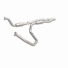 Load image into Gallery viewer, MagnaFlow 2012 Ram 1500 Tradesman HD V8 5.7L OEM Underbody Direct-Fit Catalytic Converter
