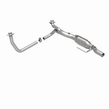 Load image into Gallery viewer, MagnaFlow Conv DF 00-01 Dodge Ram 3500 Van

