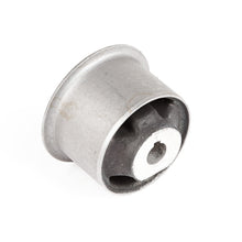 Load image into Gallery viewer, Omix Axle Isolator- 05-10 Grand Cherokee/Commander

