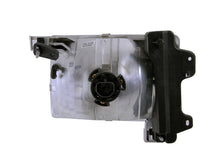 Load image into Gallery viewer, ANZO 1998-2000 Nissan Frontier Crystal Headlights Chrome
