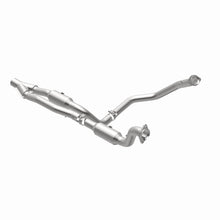 Load image into Gallery viewer, MagnaFlow 2012 Ram 1500 Tradesman HD V8 5.7L OEM Underbody Direct-Fit Catalytic Converter

