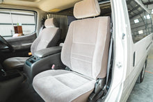 Load image into Gallery viewer, 1996 Toyota Hiace
