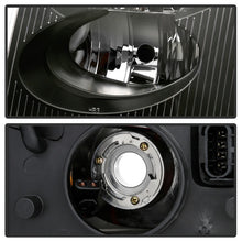 Load image into Gallery viewer, xTune 02-09 GMC Envoy OEM Style Headlights - Black (HD-JH-GEN02-AM-BK)
