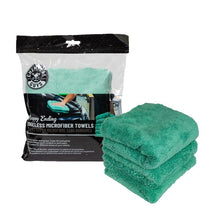 Load image into Gallery viewer, Chemical Guys Ultra Edgeless Microfiber Towel - 16in x 16in - Green - 3 Pack
