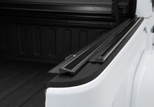 Load image into Gallery viewer, Truxedo 2020 Jeep Gladiator 5ft Sentry CT Bed Cover
