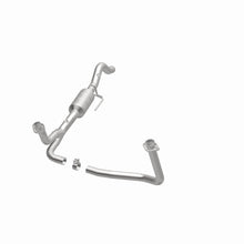 Load image into Gallery viewer, MagnaFlow Converter Direct Fit California Grade 00-01 Dodge Durango 5.9L
