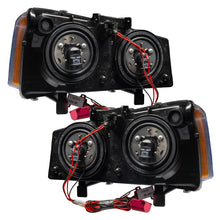 Load image into Gallery viewer, Oracle Lighting 03-06 Chevrolet Silverado Pre-Assembled LED Halo Headlights -UV/Purple
