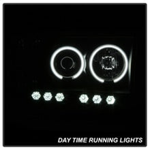 Load image into Gallery viewer, Spyder Dodge Ram 1500 02-05 03-05 Projector Headlights CCFL Halo LED Blk Smke PRO-YD-DR02-CCFL-BSM
