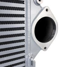Load image into Gallery viewer, Mishimoto 21+ Bronco 2.7 Stock Location INT Kit MWBK Pipes SL Cooler
