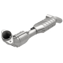Load image into Gallery viewer, MagnaFlow Conv DF 03-04 Lincoln Navigator 5.4L D/S
