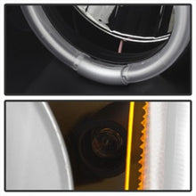 Load image into Gallery viewer, Spyder Chevy Silverado 1500 03-06 Projector HeadlightsCCFLHalo LED Blk High H1 PRO-YD-CS03-CCFL-BK
