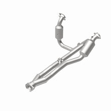 Load image into Gallery viewer, Magnaflow Conv DF 2015-2017 Transit-150 V6 3.5 OEM Underbody
